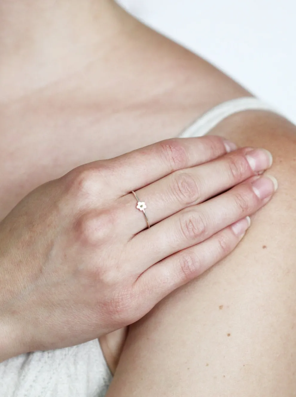MAKSYM Daisy ring