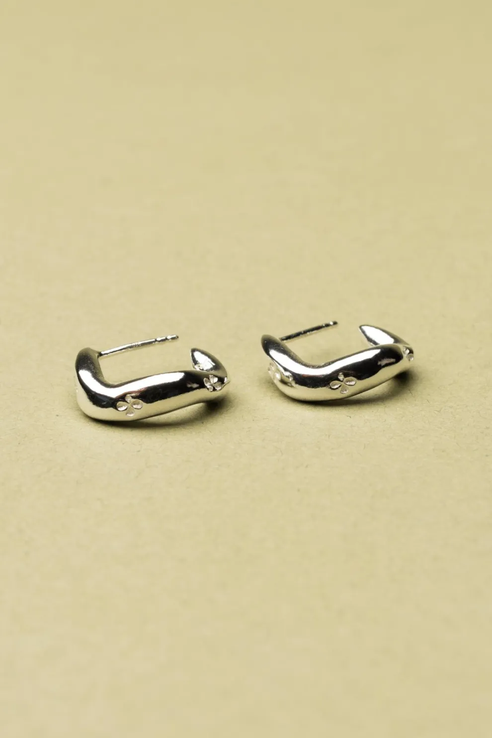 THE Melilot Rings MANUFACTURE