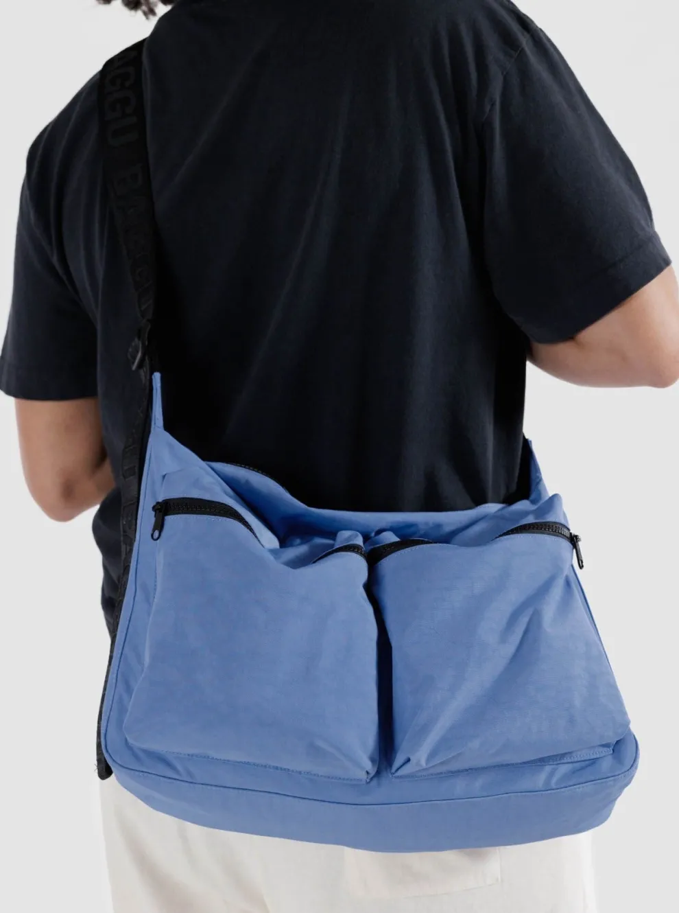 BAGGU Large Cargo Crossbody Bag - Pansy Blue