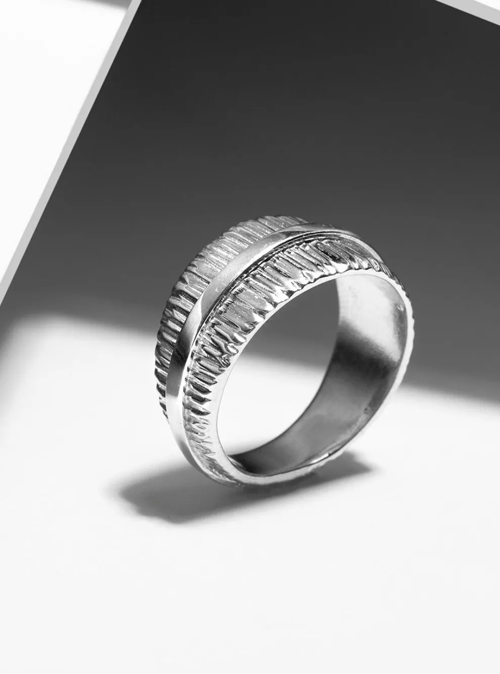 VERONIQUE ROY JWLS Ring Sherbrooke