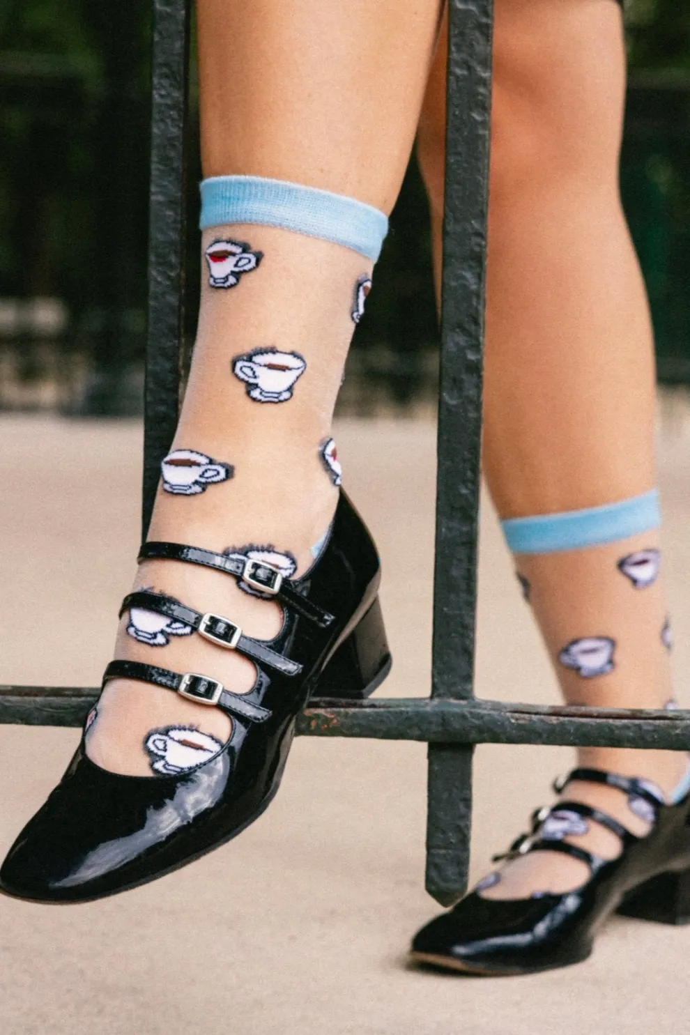 COUCOU SUZETTE Transparent Socks - Coffee