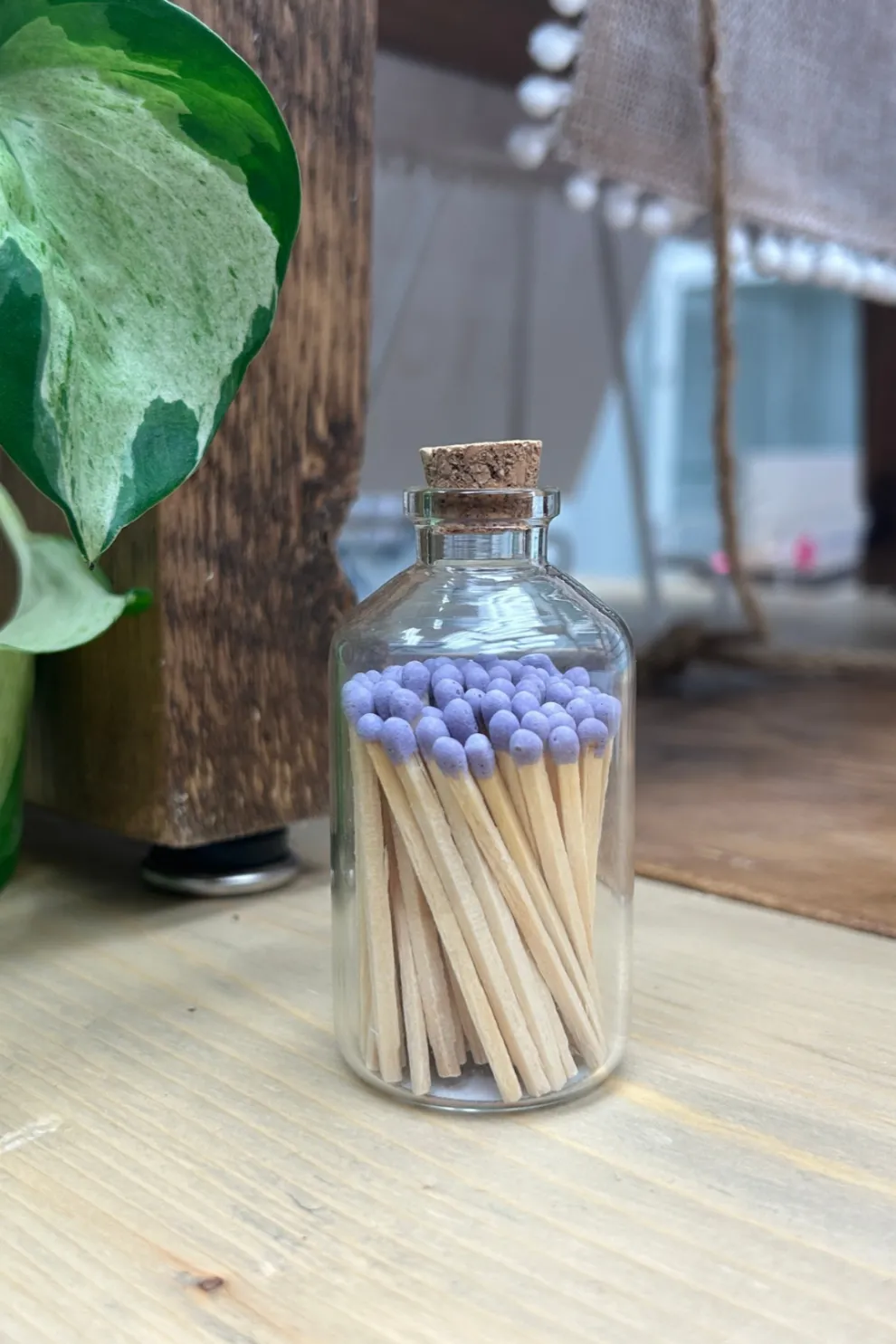 MATCHSTICK BOUTIQUE Color Tip Apothecary Jar Matches