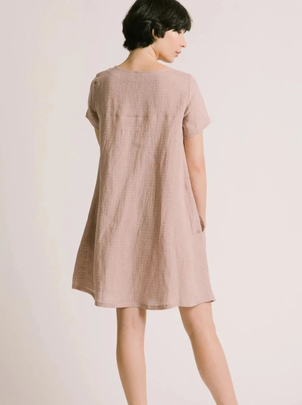 ALLISON WONDERLAND Dress Pages