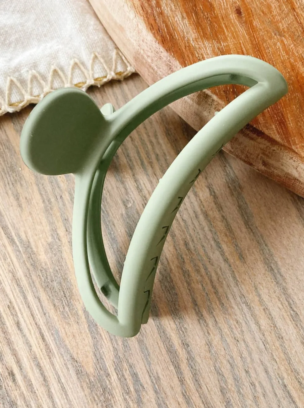 KITTEN CLAWS CLIPS Banana Hair Clip