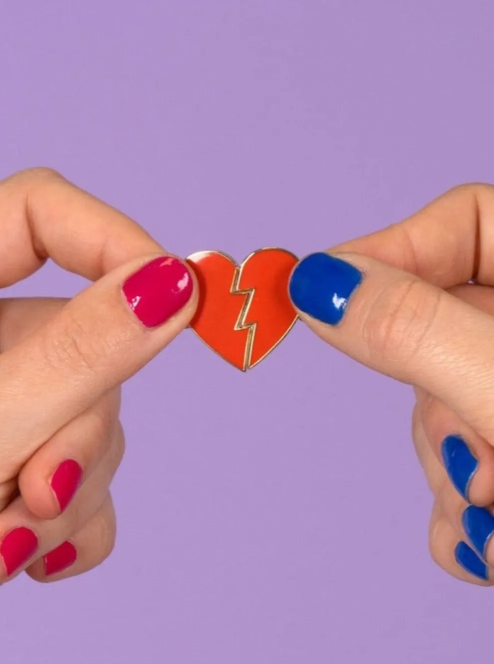 COUCOU SUZETTE Pin's Woman Daisy