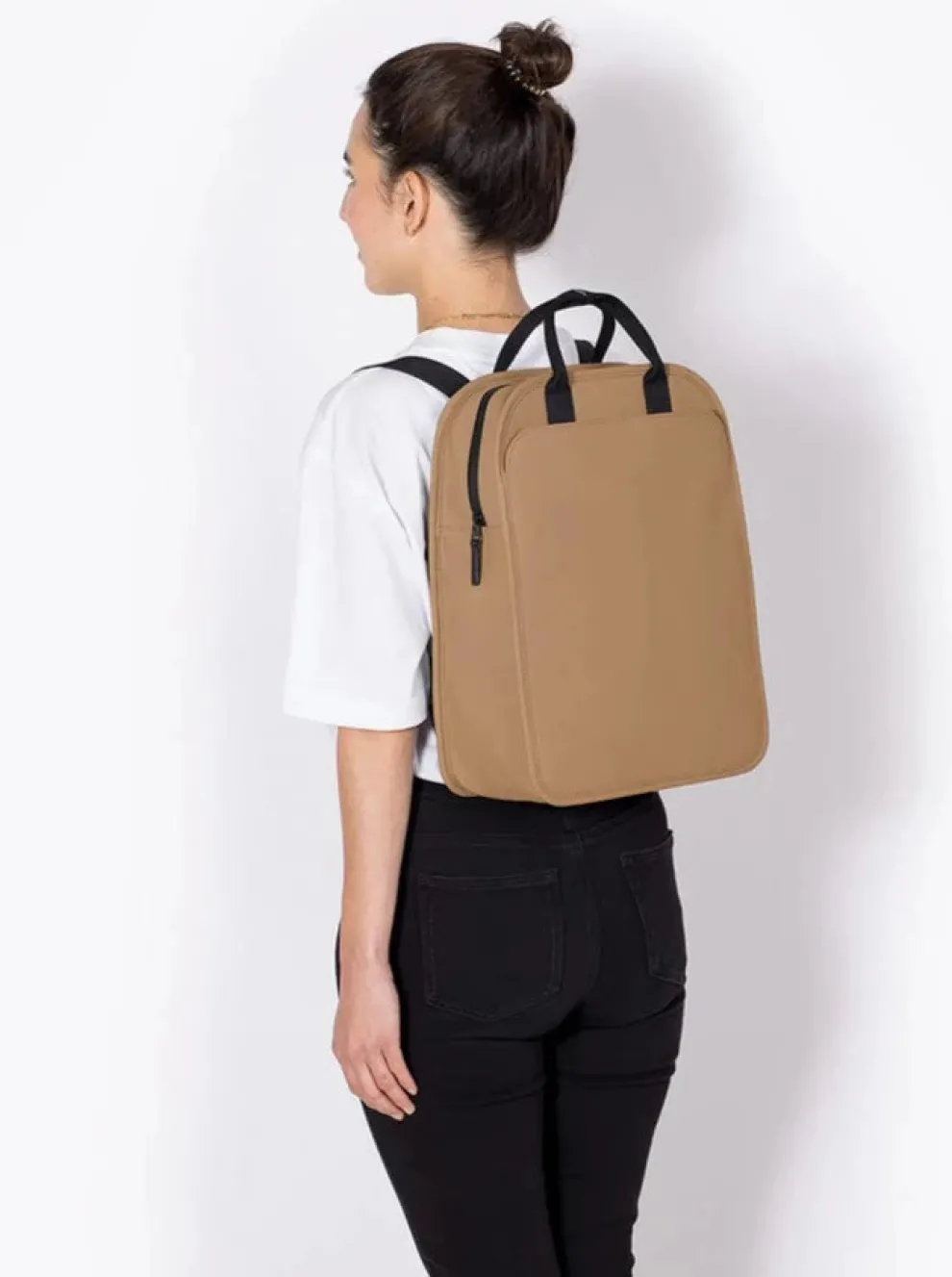 UCON ACROBATICS Alison Backpack - Black