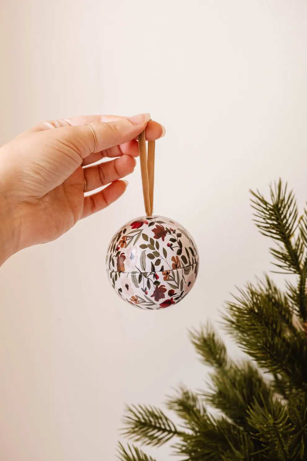 MIMI & AUGUST Candle Christmas Decoration