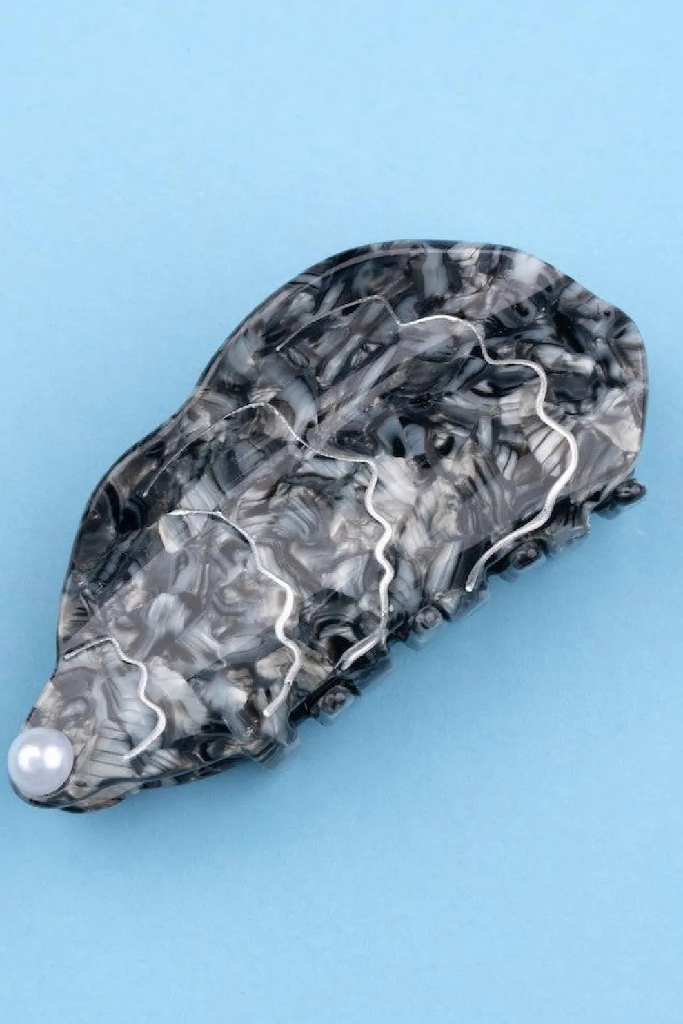 COUCOU SUZETTE Oyster Hair Clip