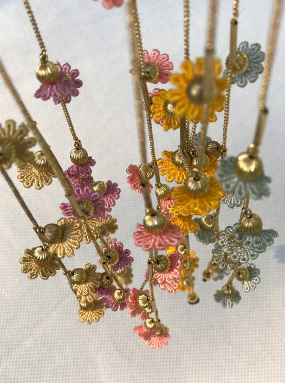 THIS ILK Silene Glasses Chain