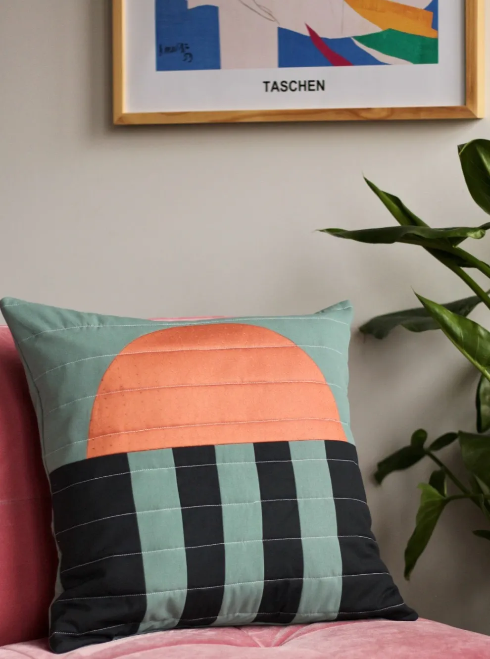 LE POINT VISIBLE Short Point Cushion Making Kit