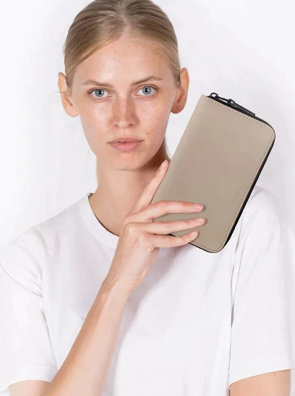 UCON ACROBATICS Portefeuille Naira