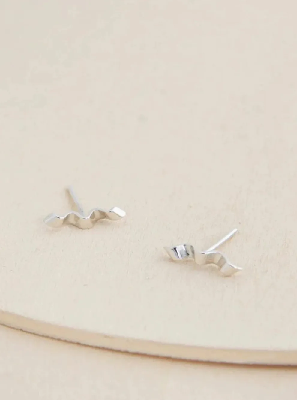 CAMILLETTE Folded Ribbon Earrings