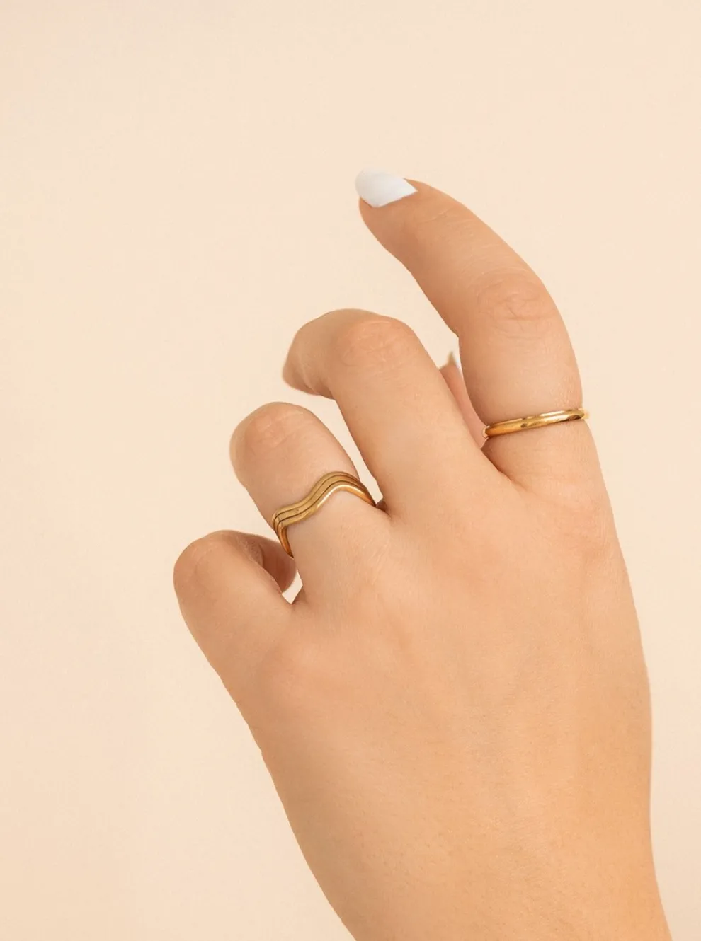 BLOOM Wavy Ring