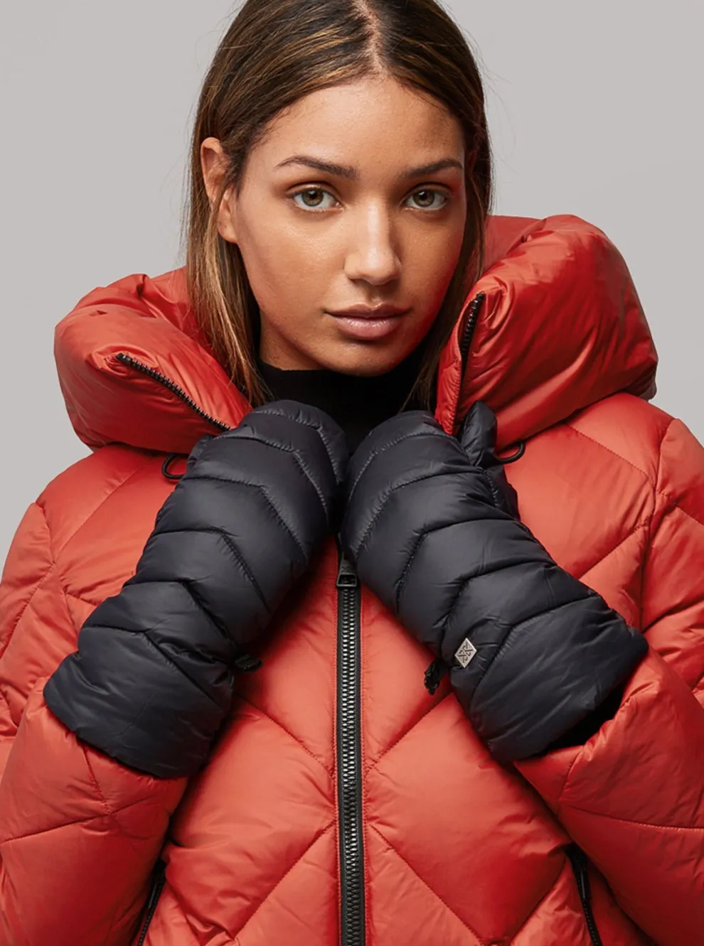 SOIA & KYO Julia Mittens